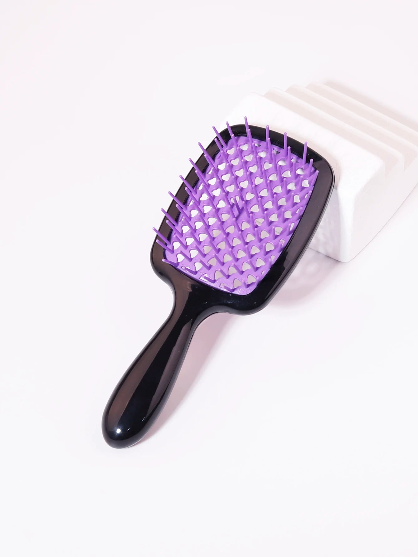 hollow anti-static air cushion comb